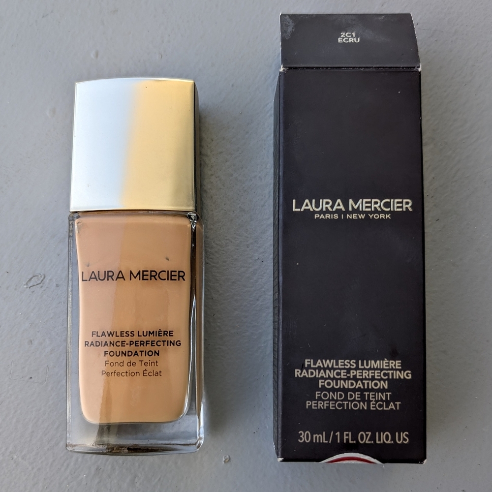 Laura Mercier Brand New Radiance-Perfecting Foundation - Ecru